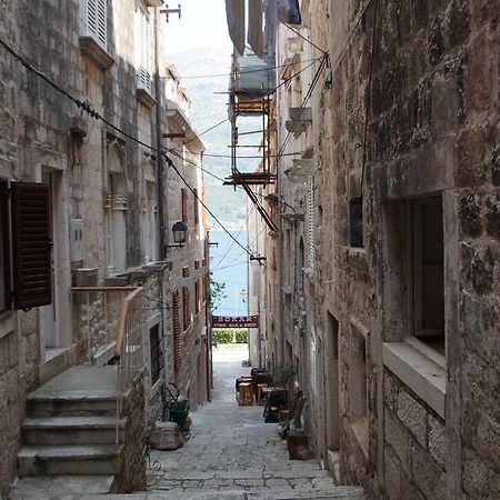Apartment Chupa Korcula Town Bagian luar foto