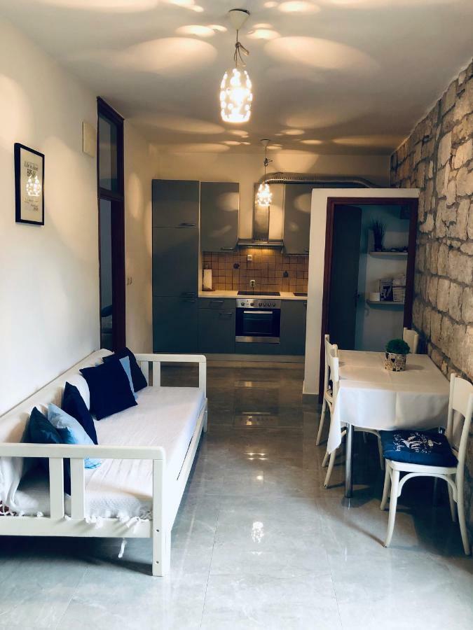 Apartment Chupa Korcula Town Bagian luar foto